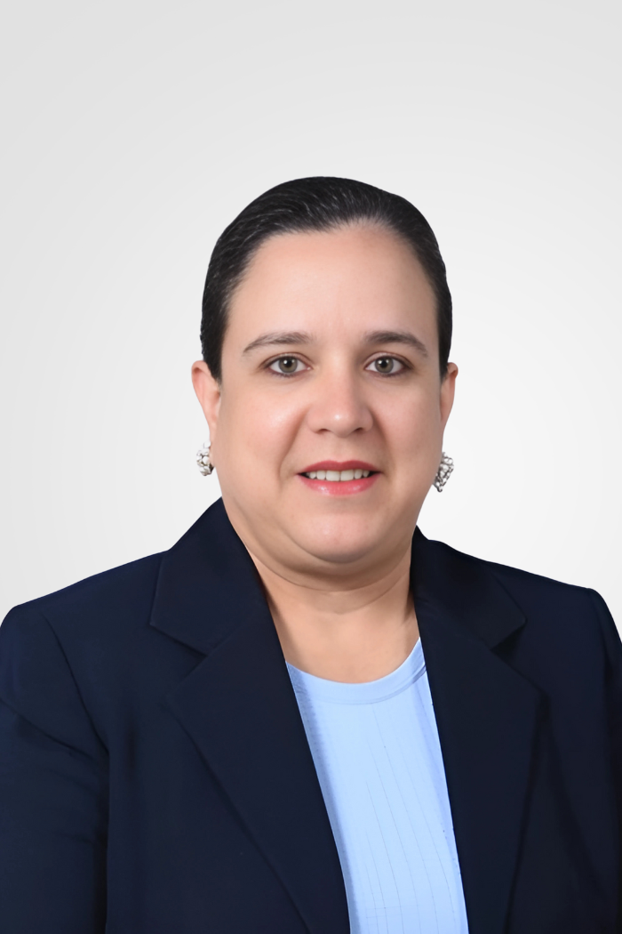 Claribel Medina